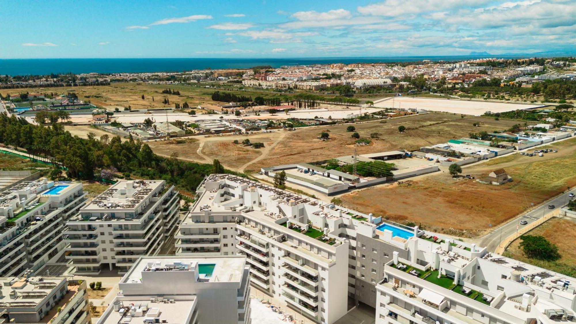 Contemporary 2 Bedroom In Nueva Andalucia Apartment